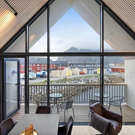 Ferienwohnung Attraktiv Leilighet Pa Kaikanten I Henningsvær Exterior foto